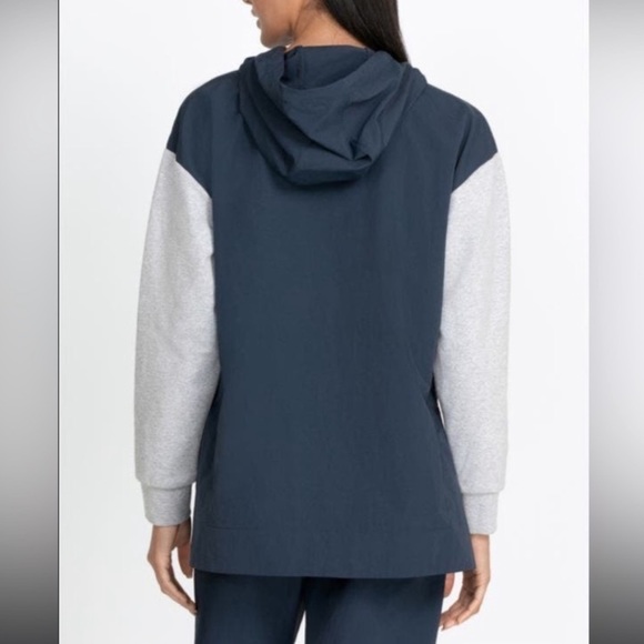 JOHNNY WAS Calme Mix Nylon Hooded Pullover - Picture 4 of 12